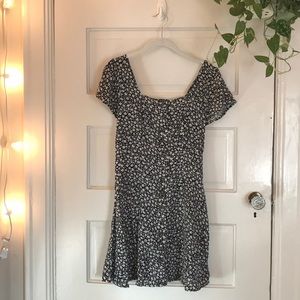 Daisy Pattern Floral Dress